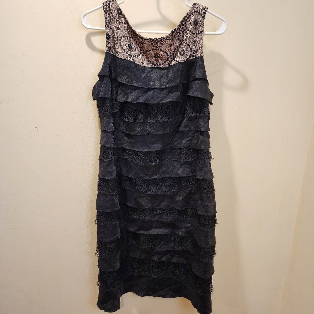 London Times Black Sleevesless Ruffle Formal dress size 16
